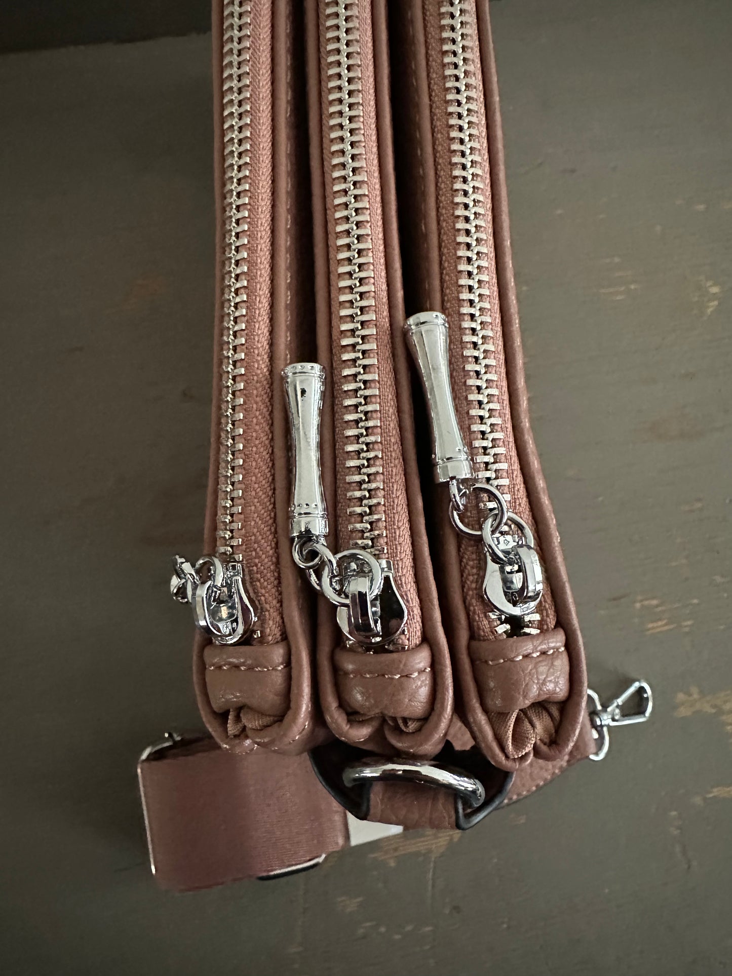 Crossbody Handbag - Pink