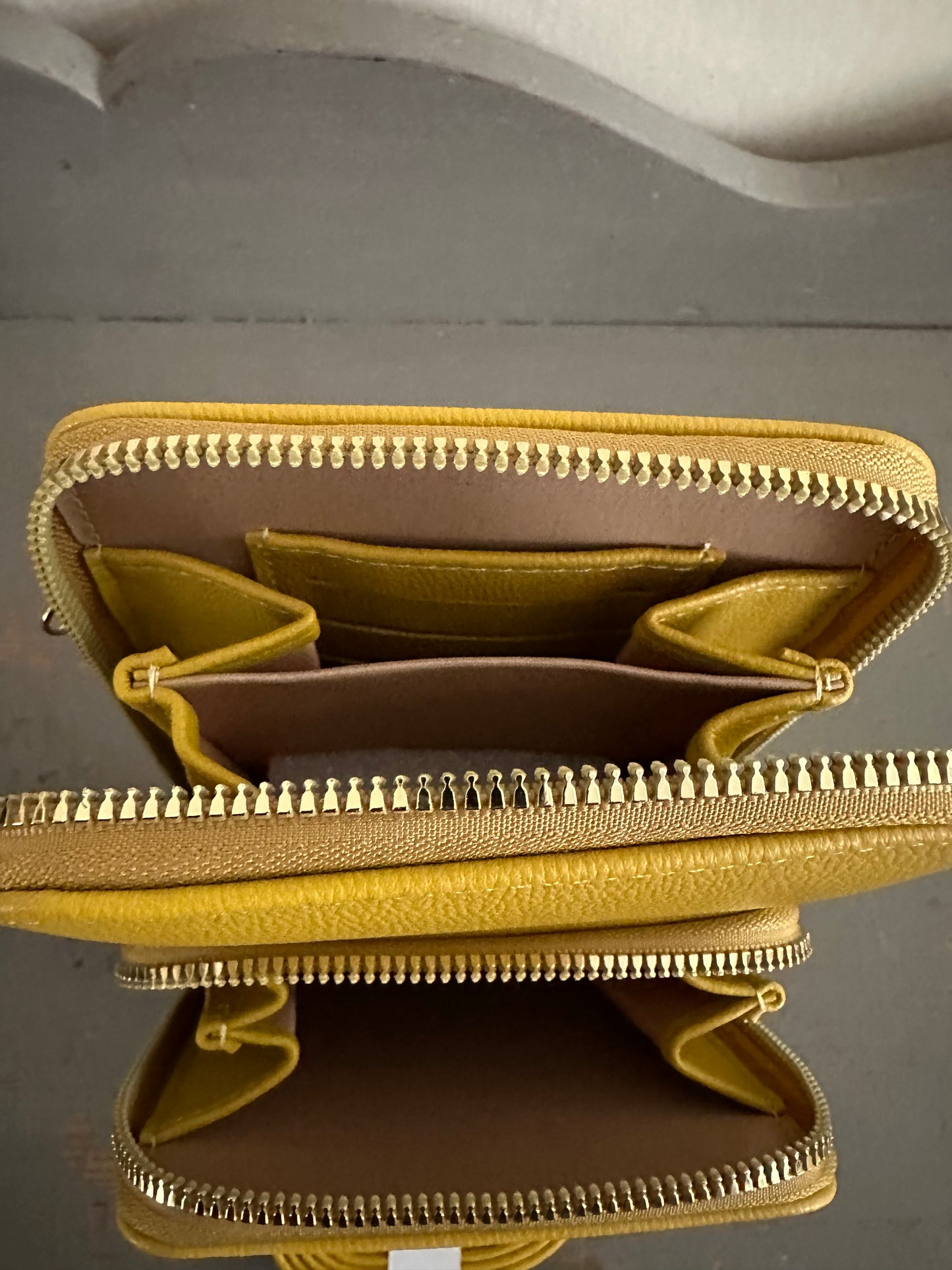 Crossbody Handbag - Yellow