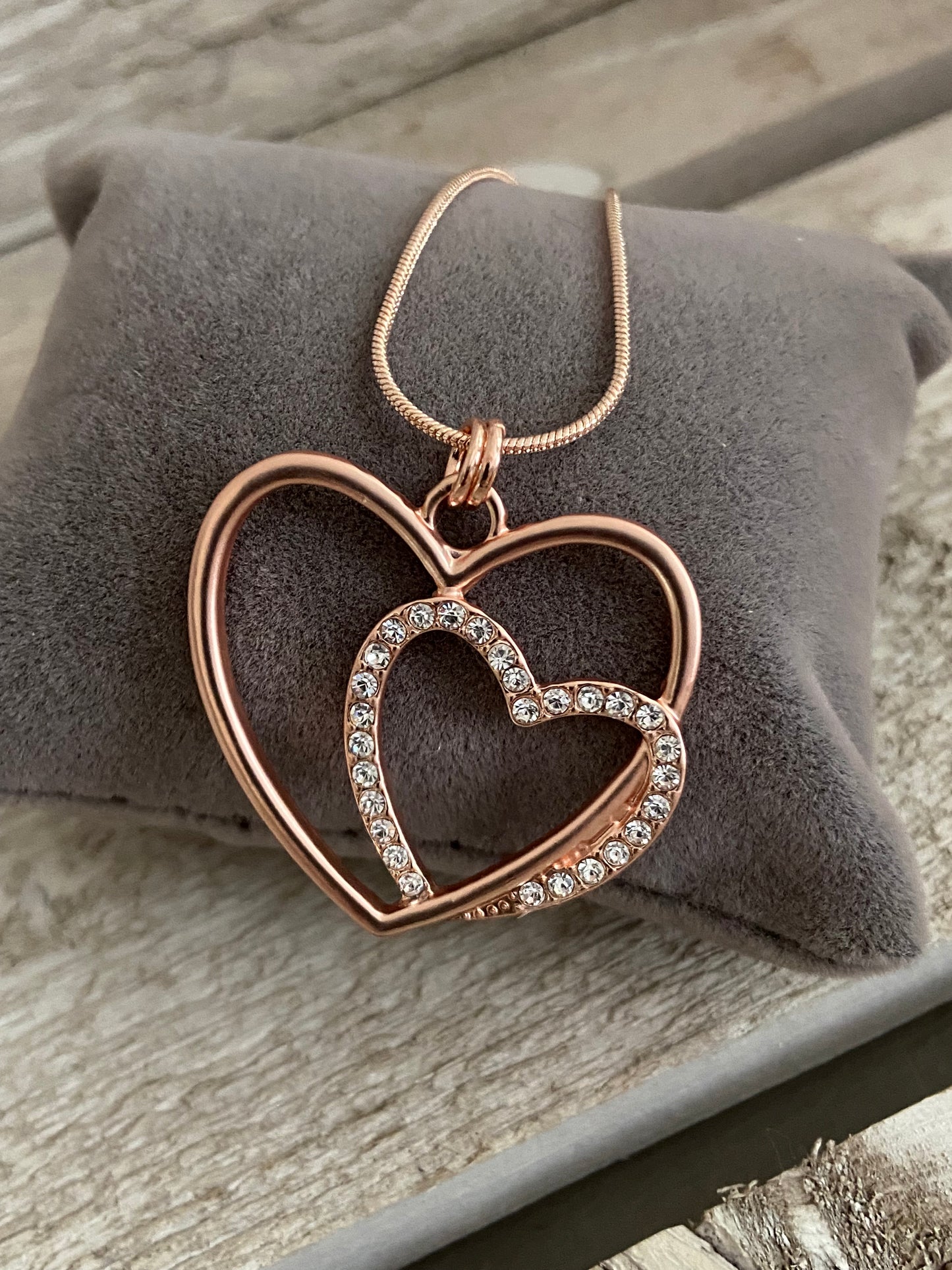 Heart Pendant Short Necklace