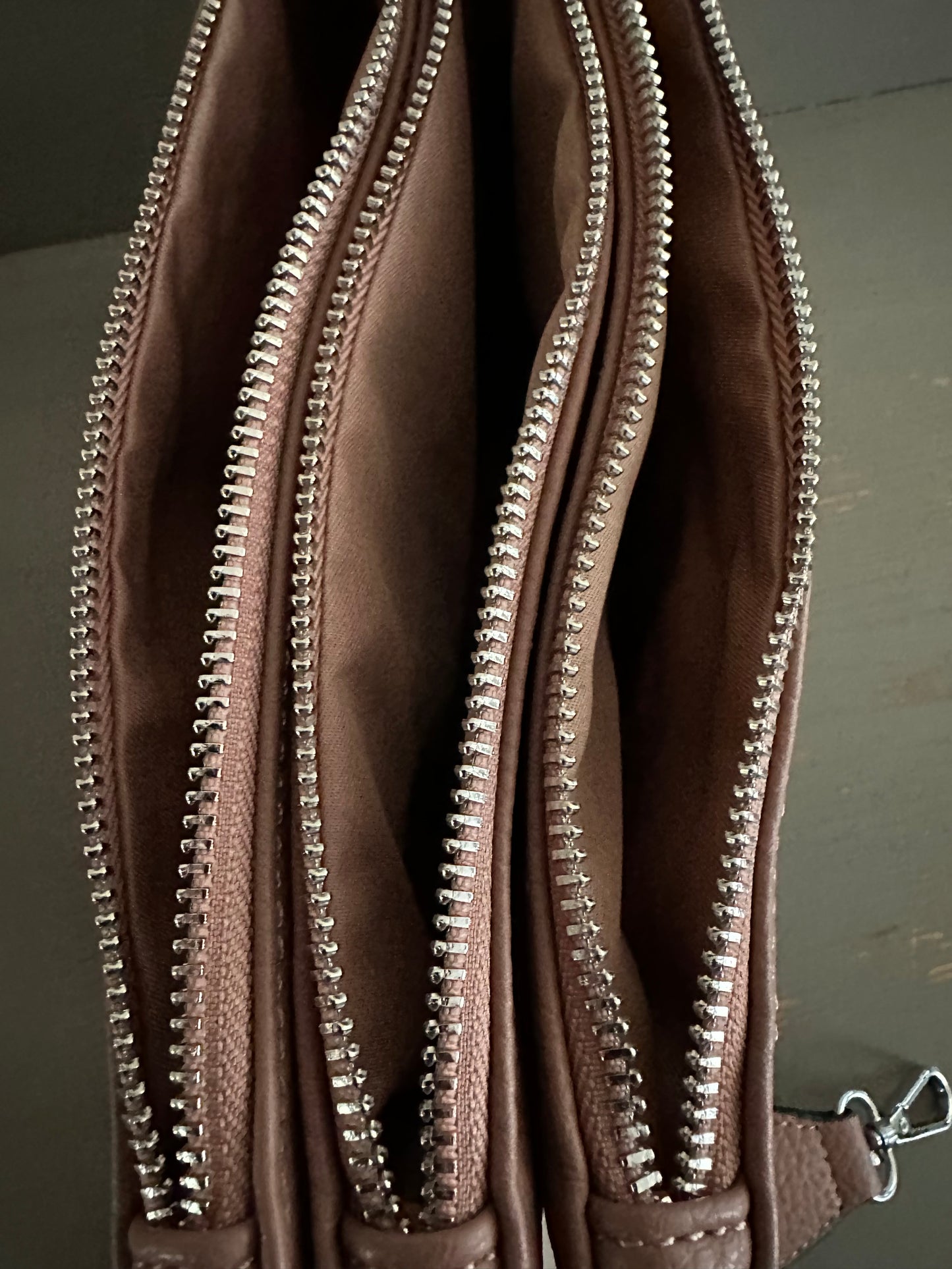 Crossbody Handbag - Pink
