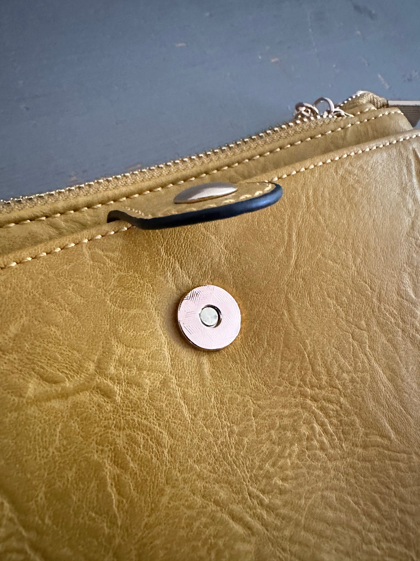 Crossbody Handbag - Yellow