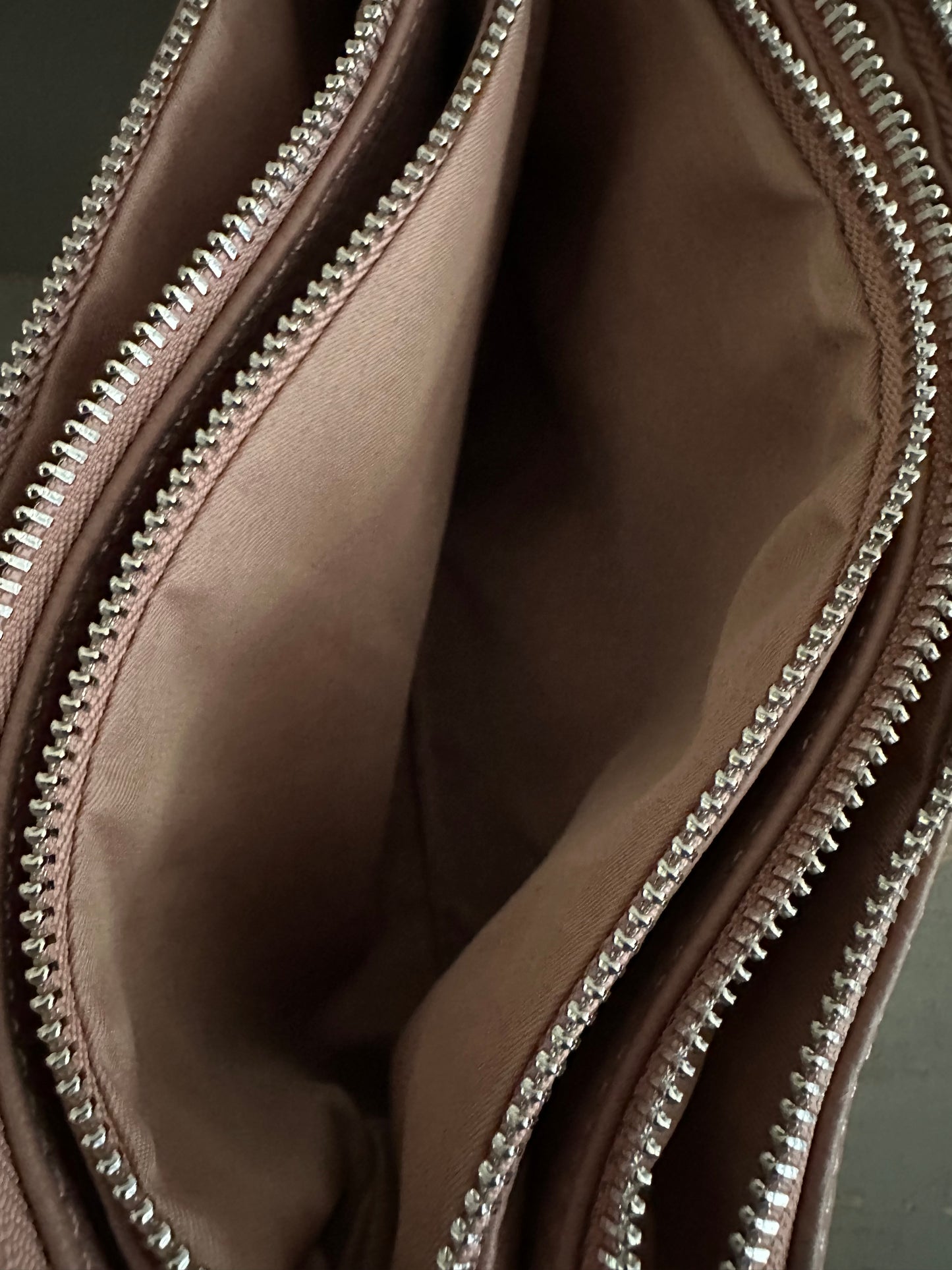Crossbody Handbag - Pink