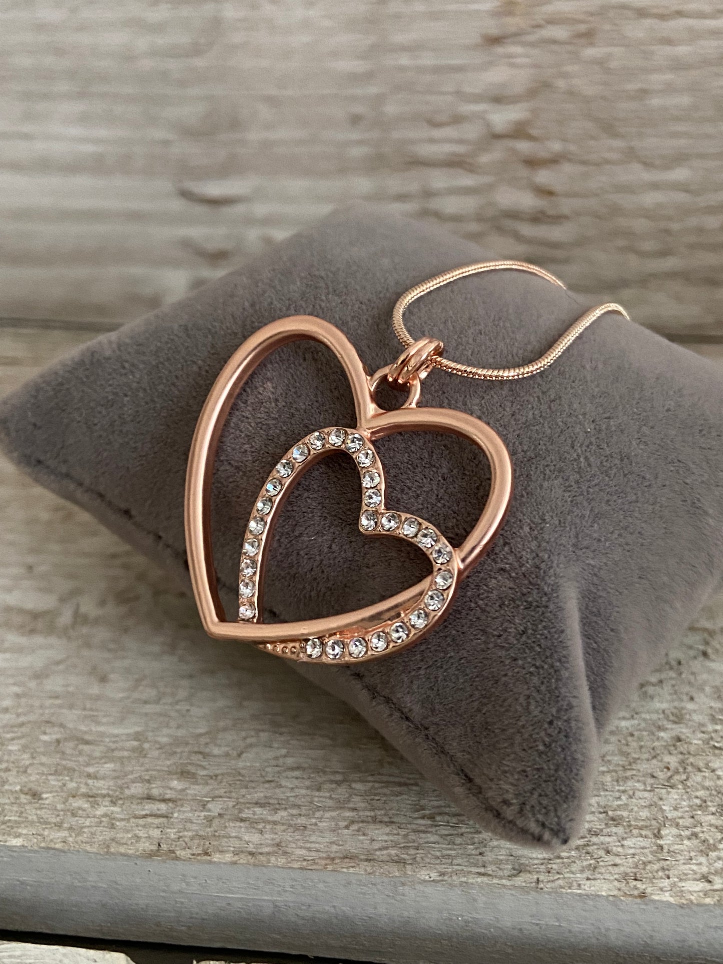 Heart Pendant Short Necklace