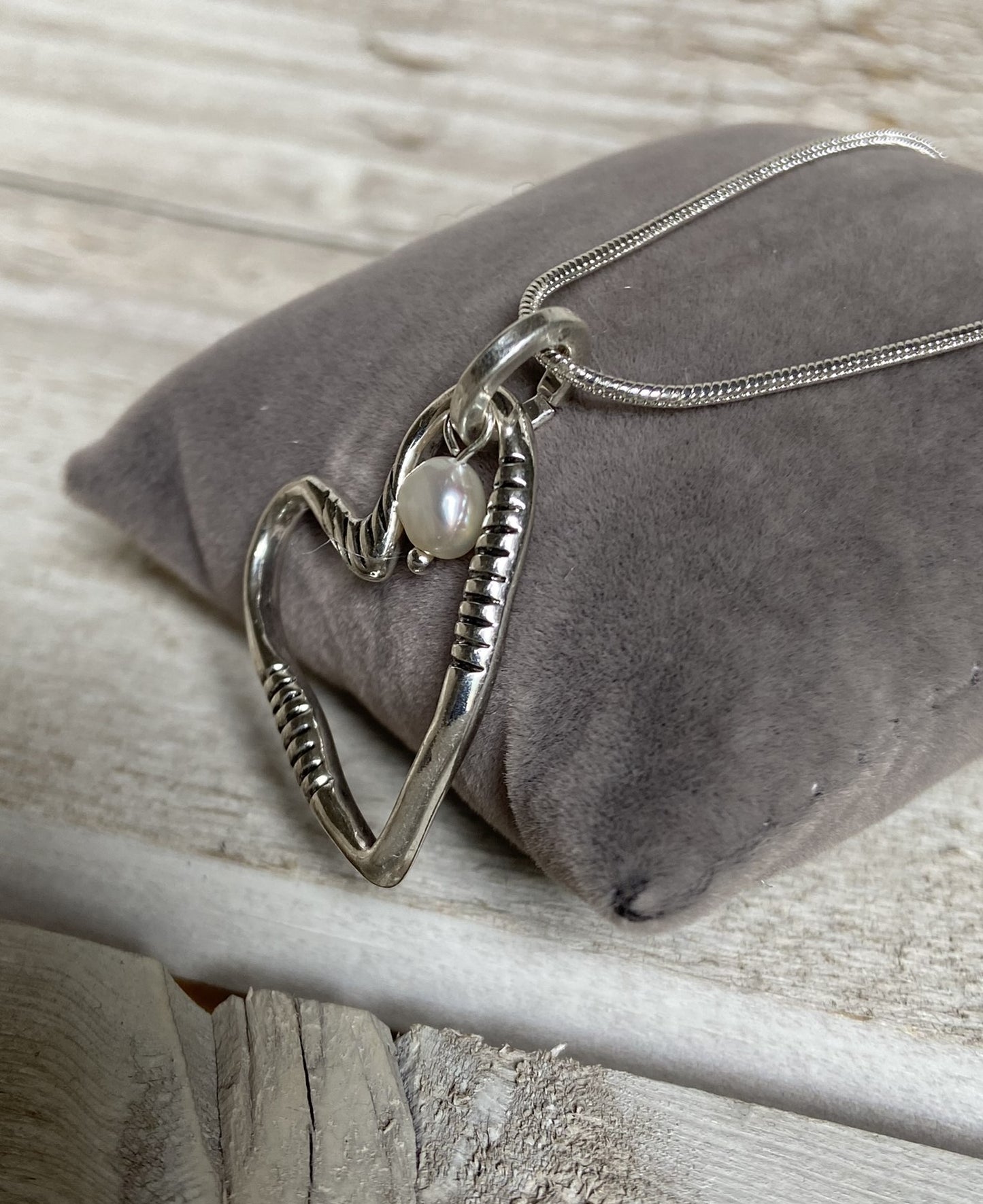 Heart Pendant Short Necklace