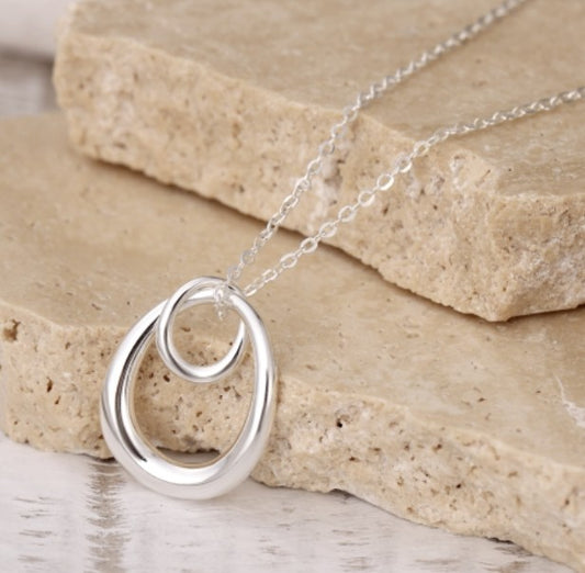 925 Silver Necklace - Complete with Gift Box