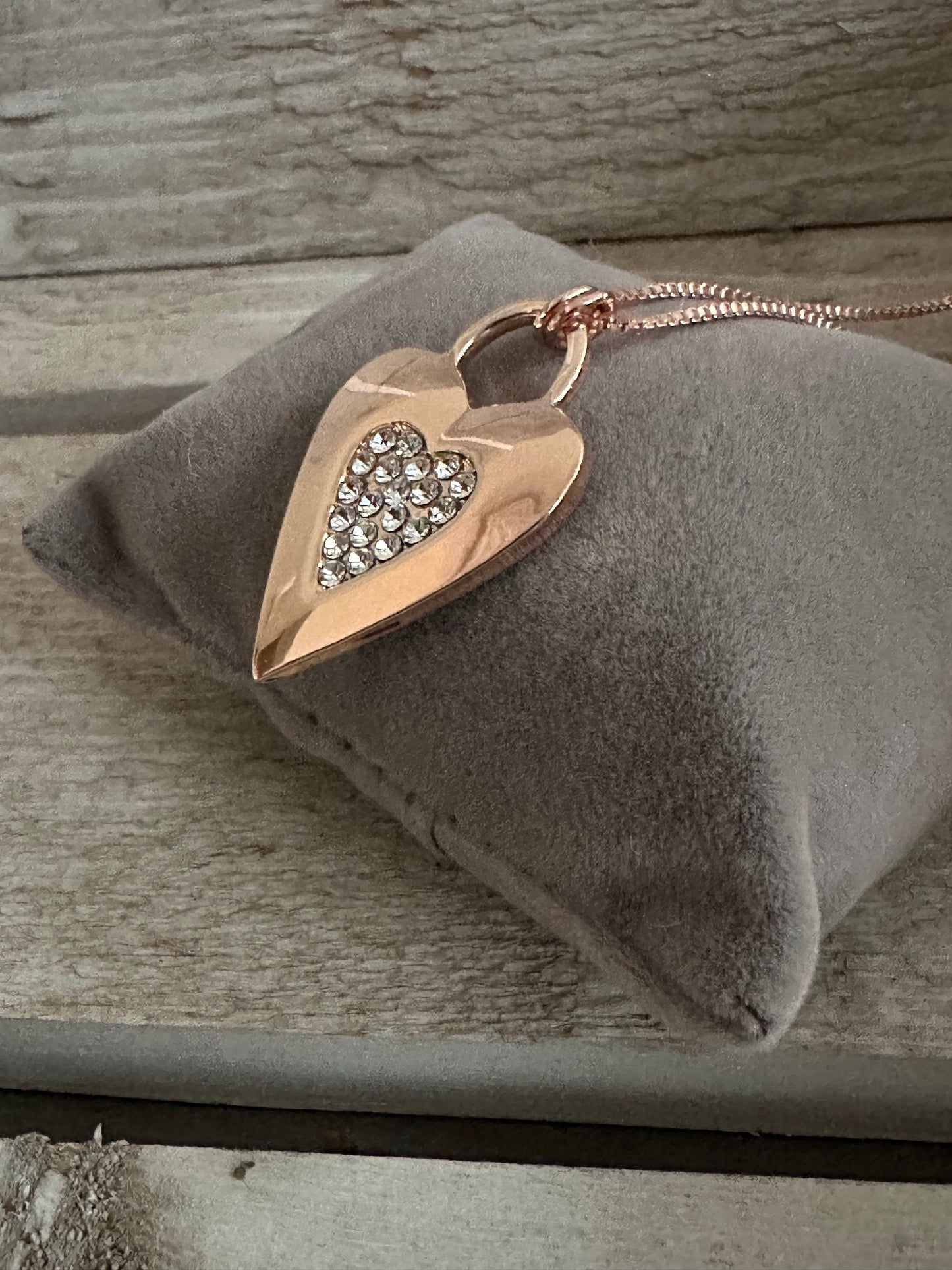 Gold Coloured Heart Short Necklace