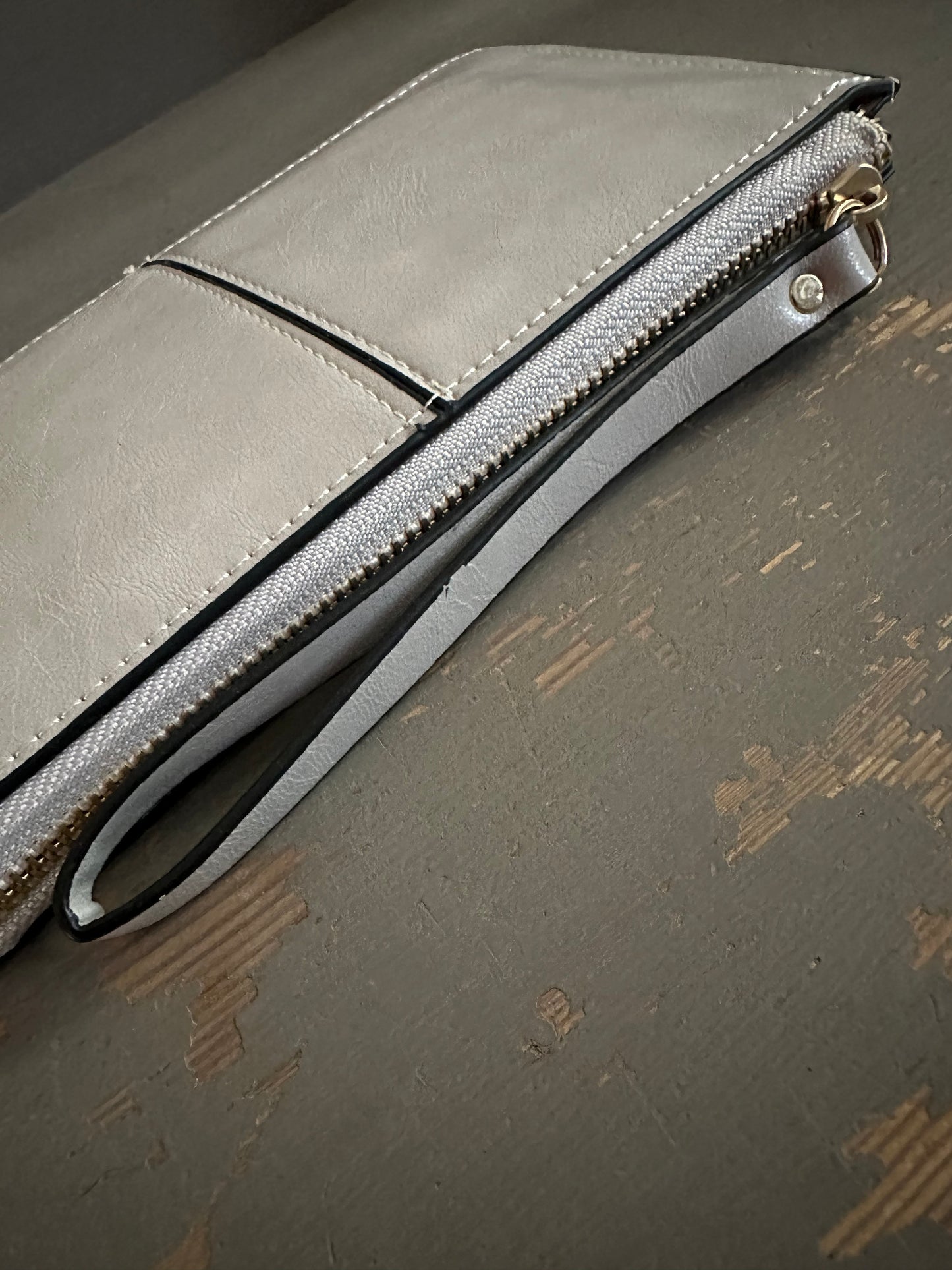 Zip Purse - Pale Grey