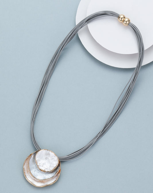 Magnetic Clasp Short Necklace